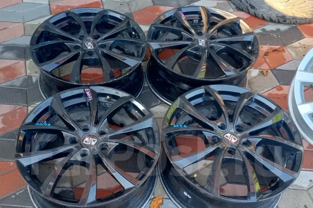 OZ. 7.5x18", 5x114.3, ET40 ����