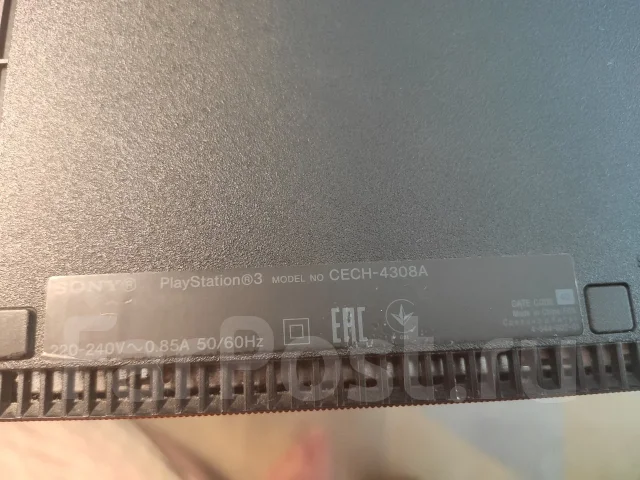 Sony PlayStation 3 Super Slim ����