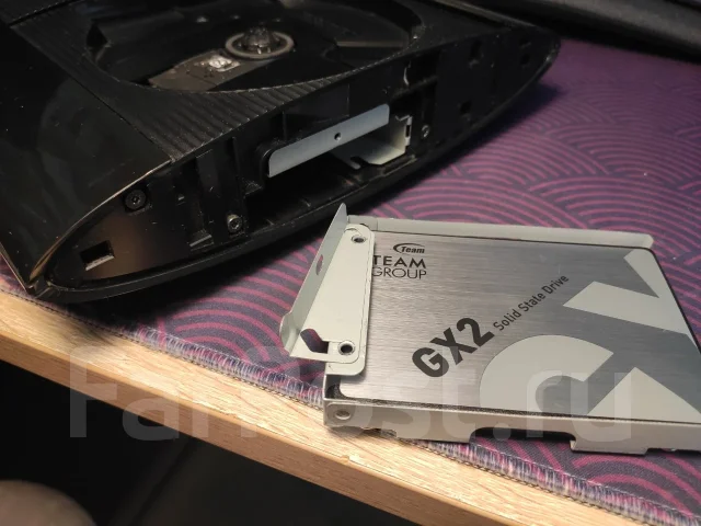 Sony PlayStation 3 Super Slim ����