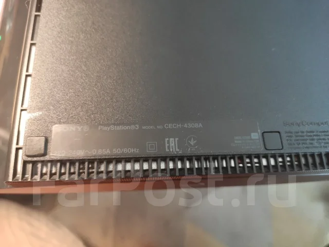 Sony PlayStation 3 Super Slim ����