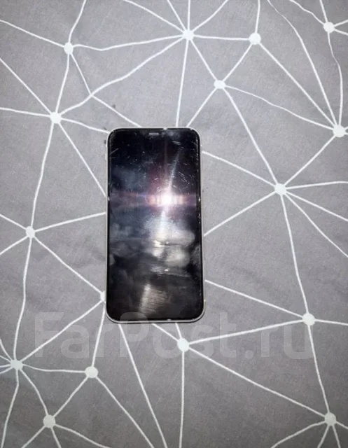 Apple iPhone 11. �/�, 64 ��, �����, 4G LTE, ������� ������� ����