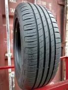 Goodyear EfficientGrip Performance