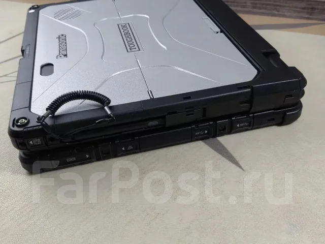 Panasonic Toughbook. 12", 2,6����, ��� 8 ��, ���� 256���, WiFi: 1, Bluetooth: 1, ����������� �� 5��. ����