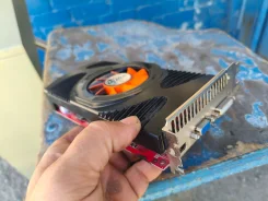 GeForce GTS 250 ����