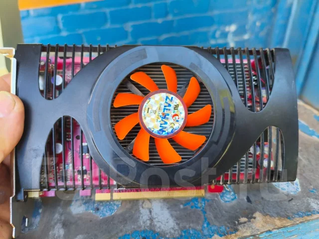 GeForce GTS 250 ����