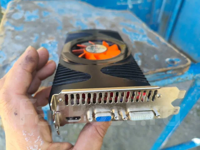 GeForce GTS 250 ����