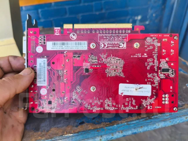 GeForce GTS 250 ����