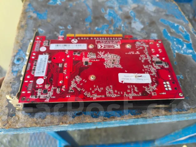 GeForce GTS 250 ����