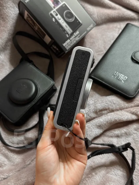 Fujifilm Instax Mini Evo ����