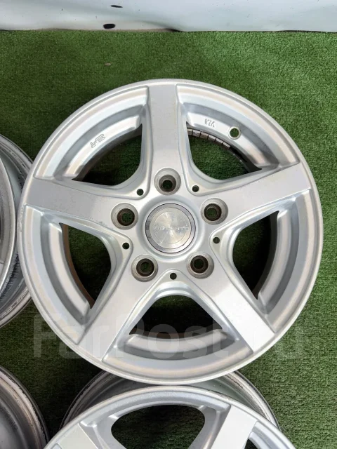 Violento. 5.0x13", 5x114.3, ET45, �� 67,1���. ����