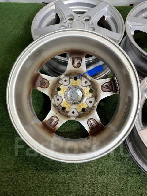 Violento. 5.0x13", 5x114.3, ET45, �� 67,1���. ����