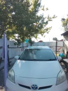Toyota Prius ����