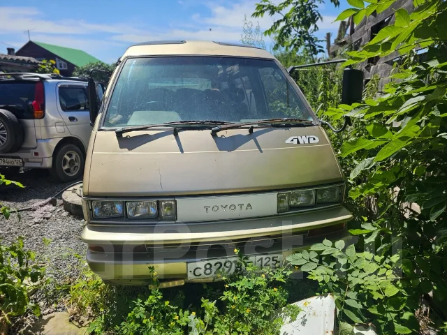 Toyota Master Ace Surf. ��������, 4wd, 2.0 (85��.�.), ������, 192 880����. �� ����