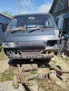 Mitsubishi Delica ����