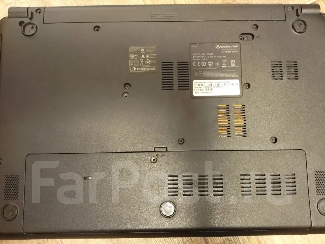 Acer. 15.6", 1,7����, ��� 4 ��, ���� 256���, WiFi: 1, Bluetooth: 1, ����������� �� 1��. ����