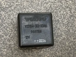 ���� Volvo S60 V70 XC70 XC90 C70 9441158 ����