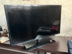 Samsung UE32F5000. LED ����