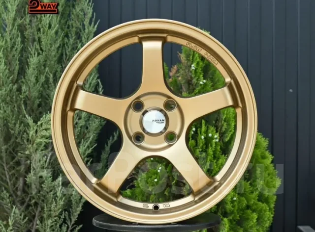 Advan Racing GT Beyond. 7.0x16", 4x100, ET38, �� 73,1���. ����