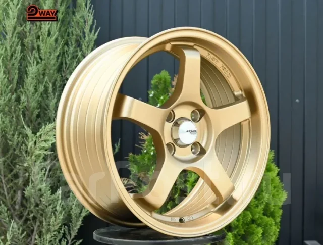 Advan Racing GT Beyond. 7.0x16", 4x100, ET38, �� 73,1���. ����