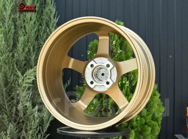 Advan Racing GT Beyond. 7.0x16", 4x100, ET38, �� 73,1���. ����