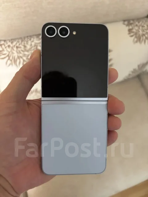 Samsung Galaxy Z Flip6. �/�, 512 ��, ���������, 3G, 4G LTE, 5G, Dual-SIM, NFC, eSIM, ������������ ������� ����
