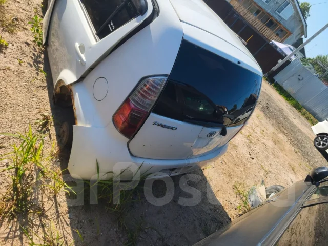 Toyota Passo. KGC10 ����