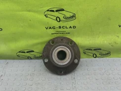 ������� ������ Skoda Octavia III (2013�2017) 2019 8v0598611a, �����/������ 8V0598611A ����