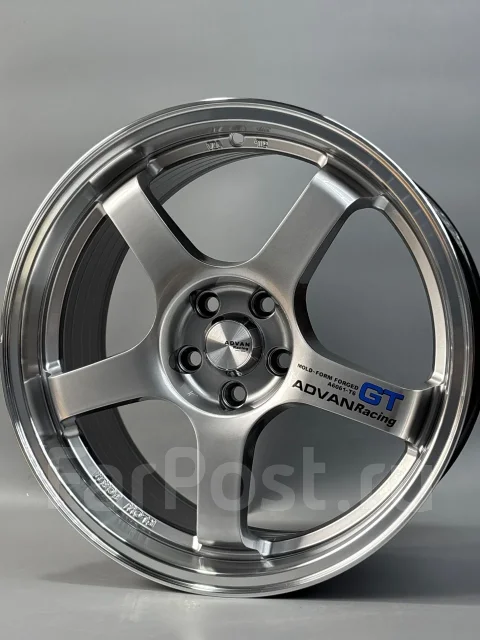 Advan Racing GT. 8.0x18", 5x114.3, ET38, �� 73,1���. ����