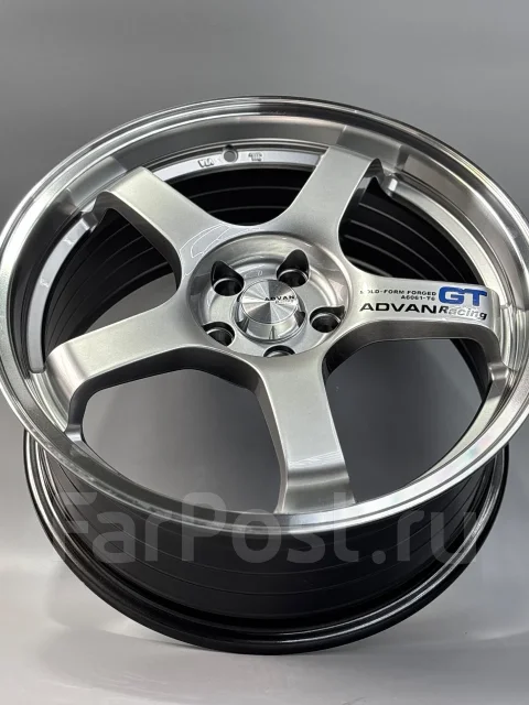 Advan Racing GT. 8.0x18", 5x114.3, ET38, �� 73,1���. ����