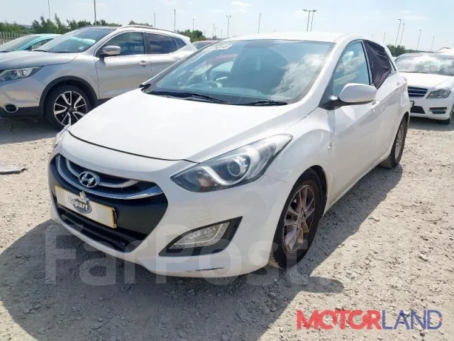 ������� Hyundai i30 2011-2017 21390268 361002B220 ����