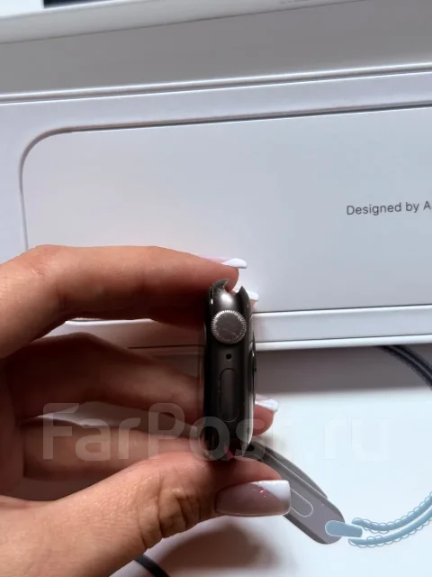 Apple Watch SE. GPS, NFC, IP68 ����