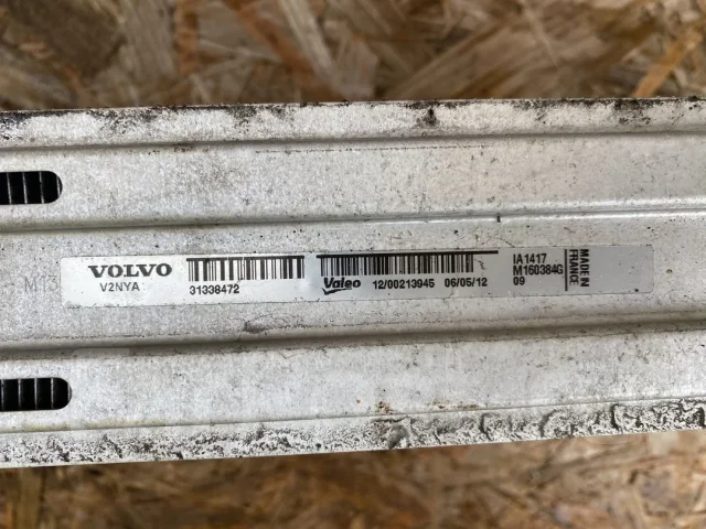 �������� ����������� Volvo XC70 31338472 ����