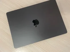 Apple MacBook Pro 14 2024. 14.2", 4,4����, ��� 24 ��, ���� 512���, WiFi: 1, Bluetooth: 1, ����������� �� 22��. ����