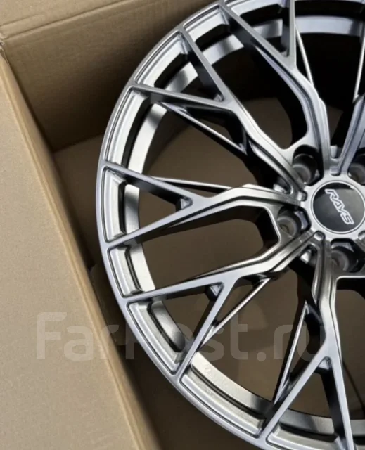 Powcan. 8.0x18", 5x114.3, ET35, �� 73,1���. ����