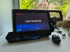Pioneer Carrozzeria AVIC ����