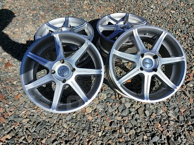 RAYS Versus Avanti. 7.0x17", 4x100, ET42, �� 73���. ����