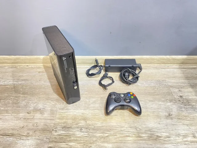 Microsoft Xbox 360 ����