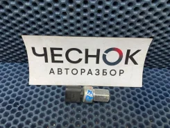 ������ ������������ Audi Q7 4L ���������� 2009 1K0959126D BAR 1K0959126D ����