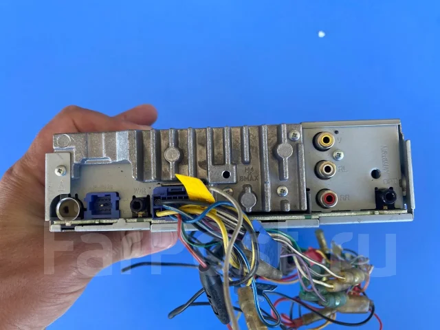 Pioneer Carrozzeria DVH-P560 ����