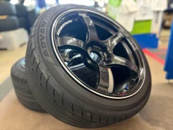 Advan Racing TC-4