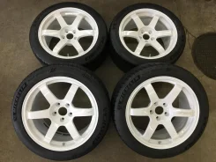 RAYS Volk Racing TE37 Saga S-plus
