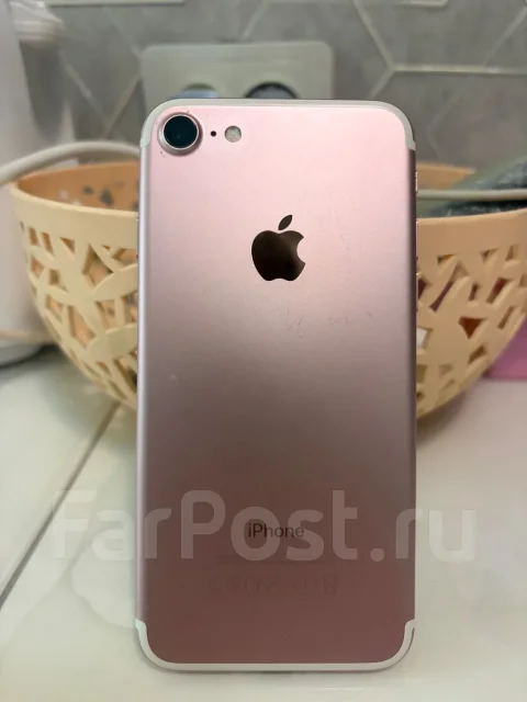 Apple iPhone 7. �/�, 32 �� ����