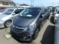 Honda Freed. GB4, L15A ����