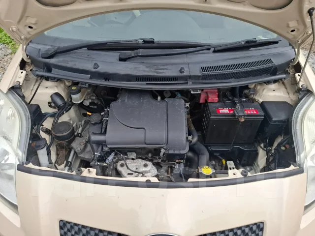 Toyota Vitz. ��������, ��������, 1.0 (71��.�.), ������, 216 505����. �� ����
