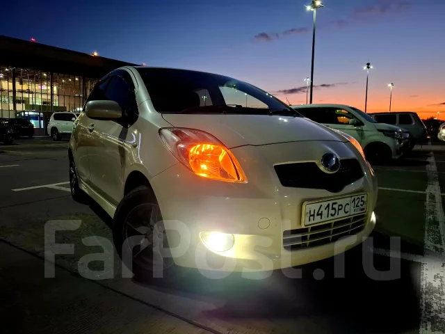 Toyota Vitz. ��������, ��������, 1.0 (71��.�.), ������, 216 505����. �� ����