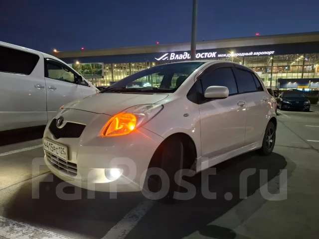 Toyota Vitz. ��������, ��������, 1.0 (71��.�.), ������, 216 505����. �� ����