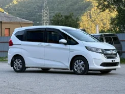 Honda Freed+. �������, ��������, 1.5 (140��.�.), ������, 107����. ��, �/� ����