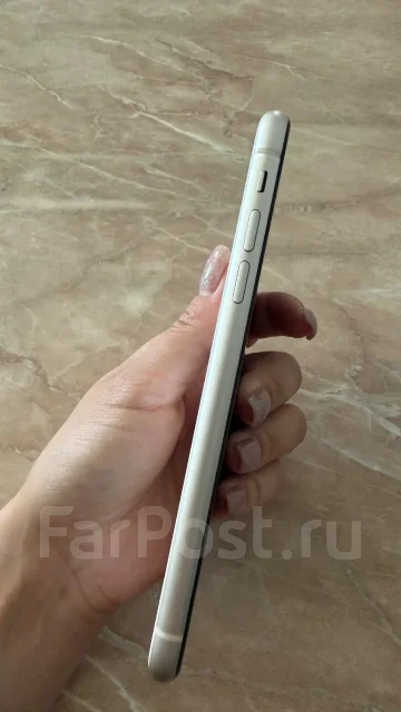 Apple iPhone 11. �/�, 128 ��, �����, 3G, 4G LTE, NFC, ������������ ������� ����