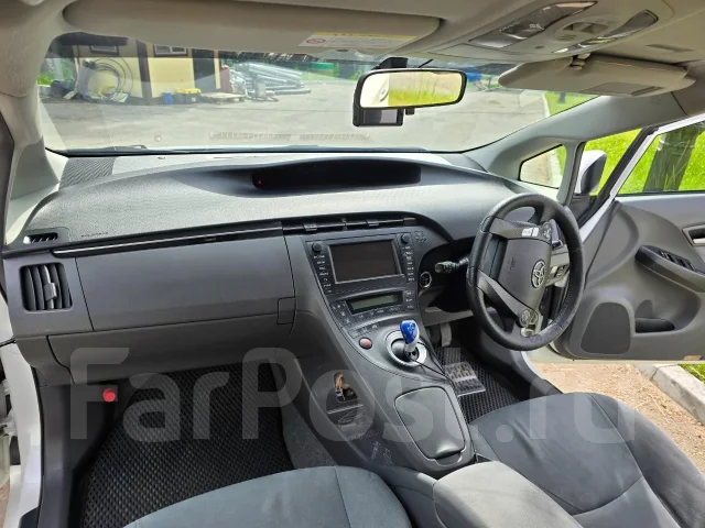 Toyota Prius. ��������, 1.8 (99��.�.), ������, 290����. �� ����