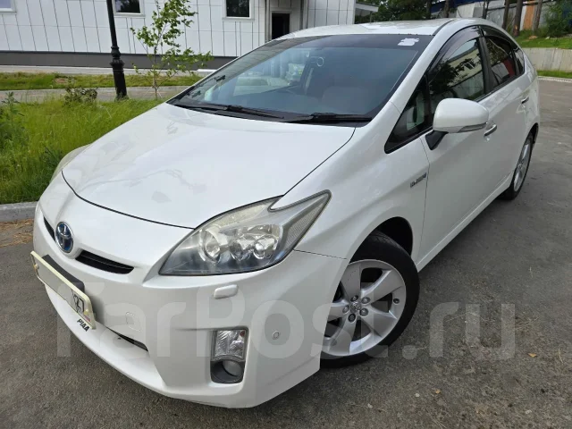 Toyota Prius. ��������, 1.8 (99��.�.), ������, 290����. �� ����